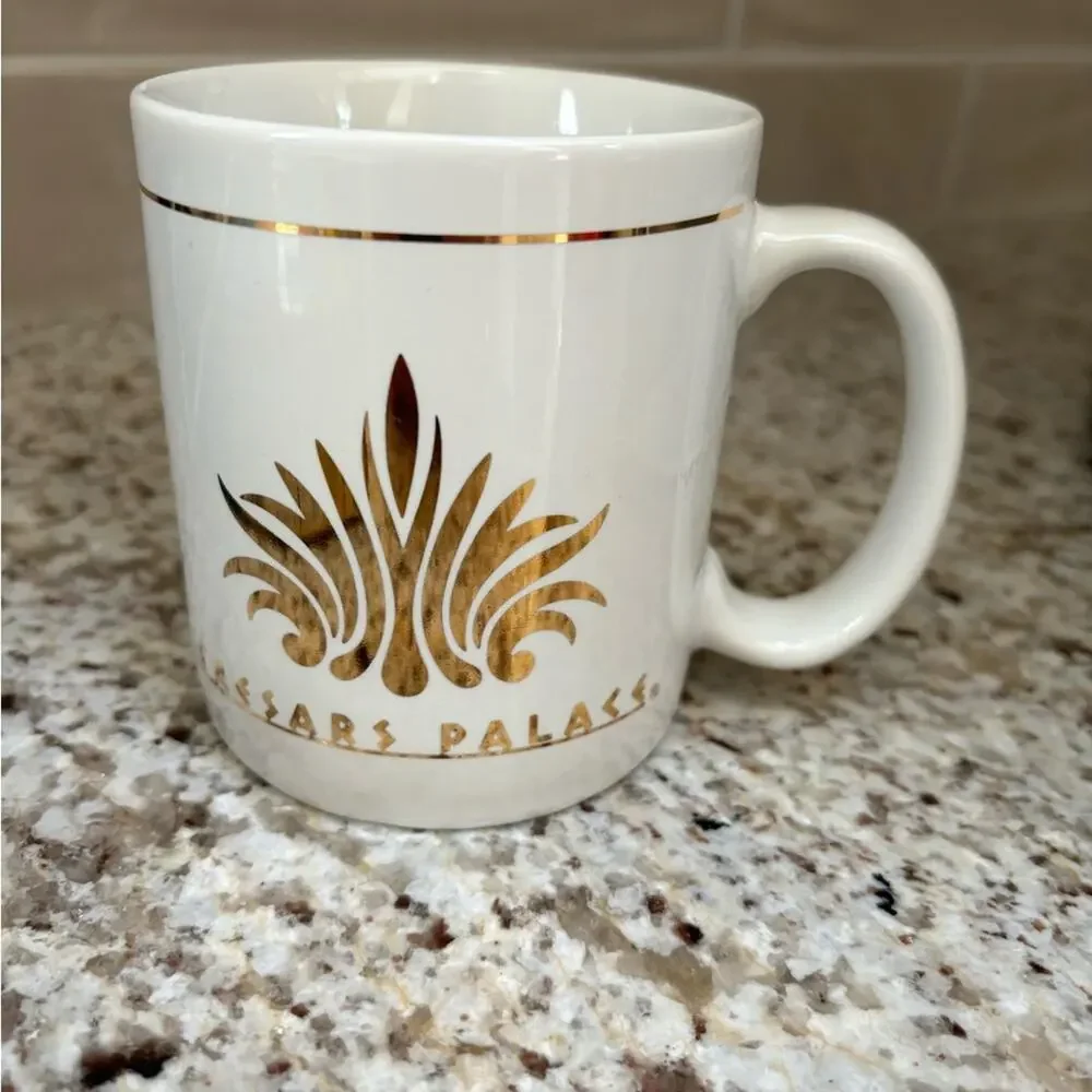 Cesar’s Palace limited edition vintage white porcelain gold trim mugs 4/1set nwt